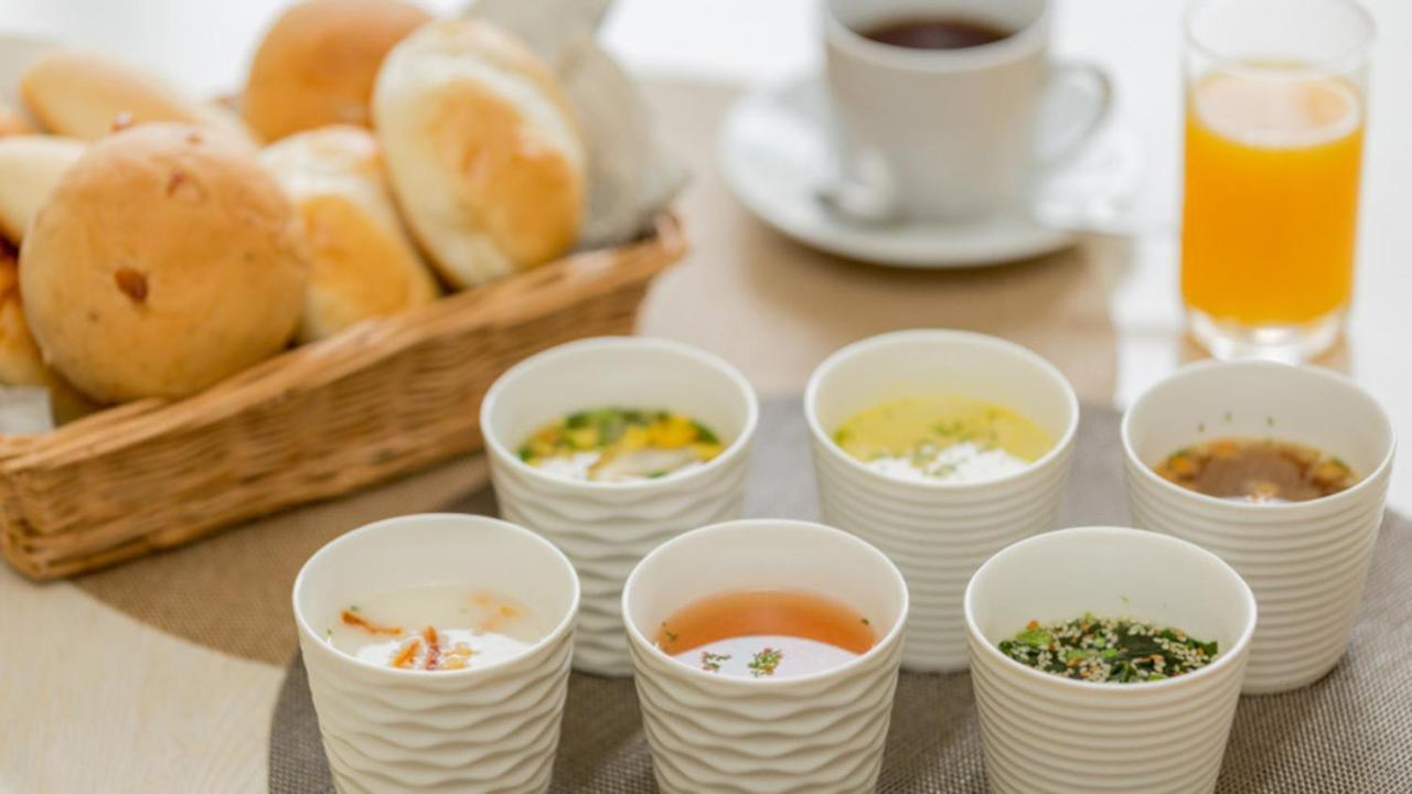 Toyoko Inn Kobe Sannomiya-Eki Higashi Екстериор снимка
