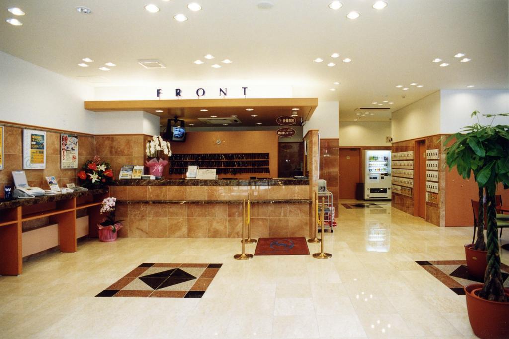 Toyoko Inn Kobe Sannomiya-Eki Higashi Екстериор снимка